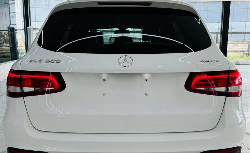 2017 Mercedes Benz GLC 300 4matic