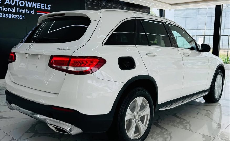 2017 Mercedes Benz GLC 300 4matic