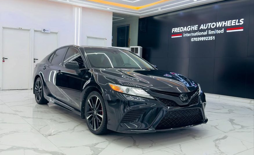 2018 Toyota Camry XSE Premium