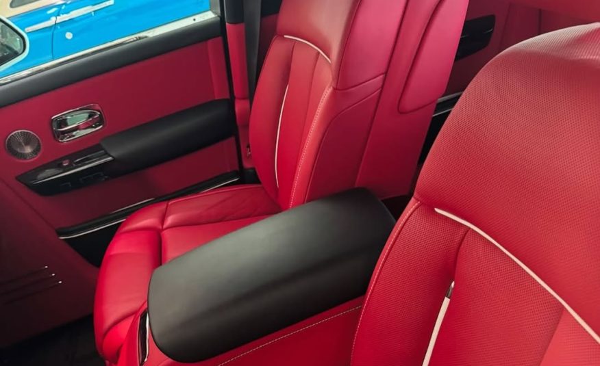2024 ROLLS-ROYCE PHANTOM