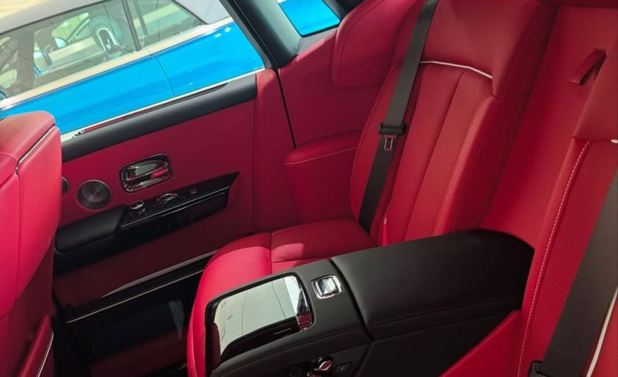 2024 ROLLS-ROYCE PHANTOM