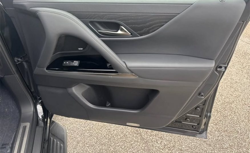 2023 lexus LX 600