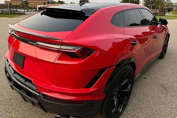 2023 Lamborghini Urus Paformante