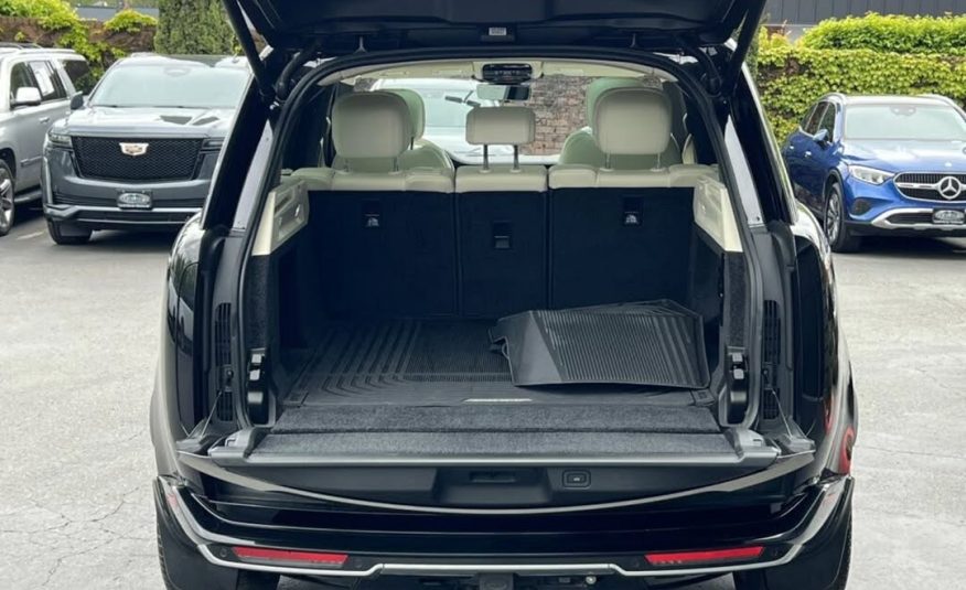 2023 Land Rover Range Rover P530