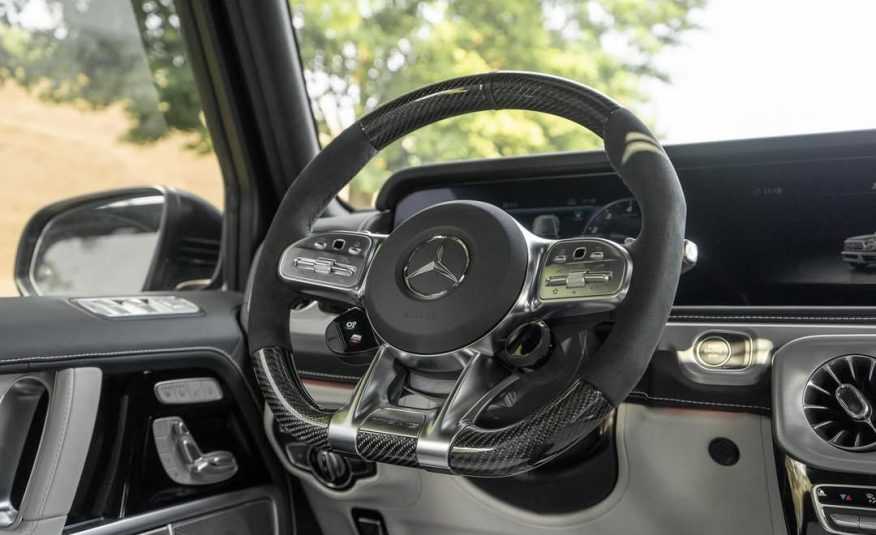2022 Mecedes Benz G63 4×4 squared  Fully loaded truck
