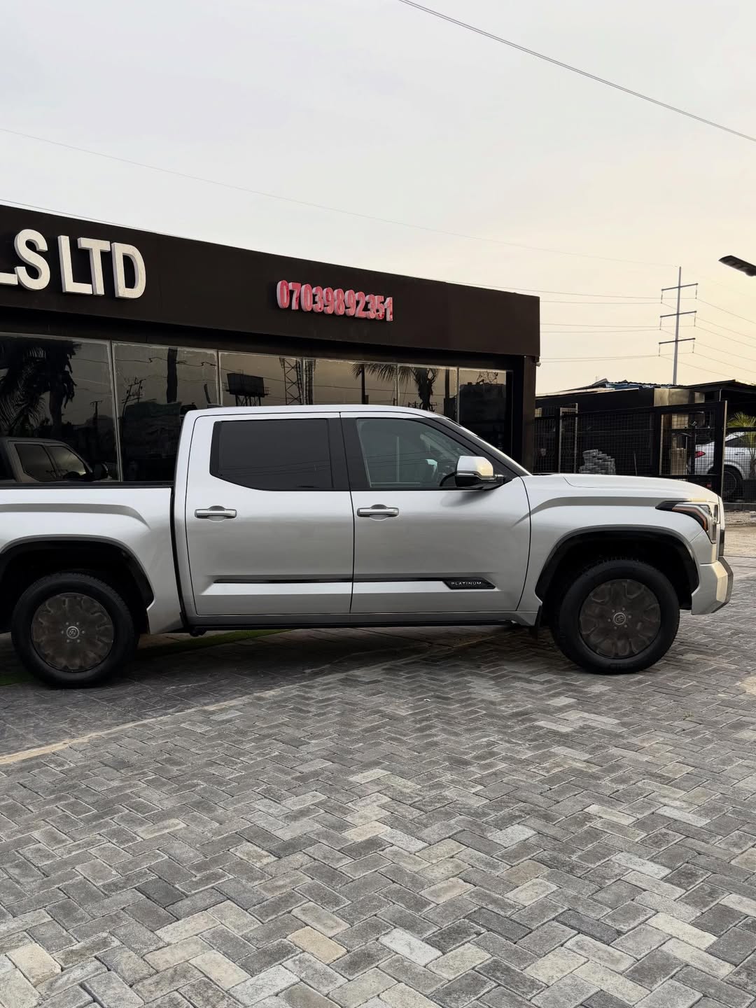 2022 Toyota Tundra Platinum