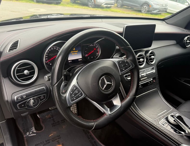 2017 Mecedes Benz GLC 43 AMG