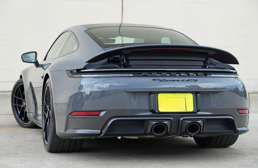 2025 Porsche 911 Carrera 4 GTS