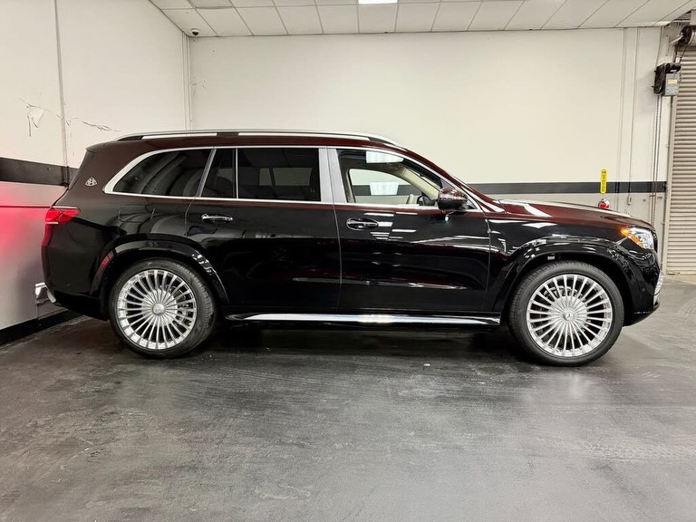 2023 Mercedes Benz GLS 600 maybach