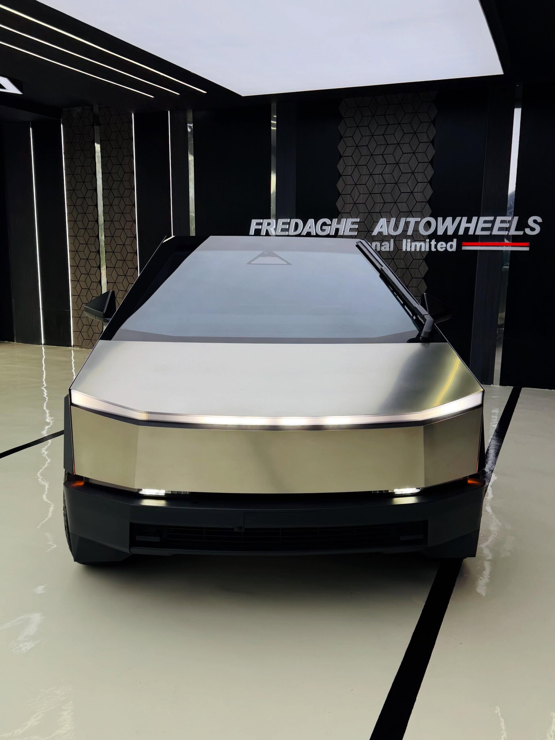 2024 Tesla Cyber Truck
