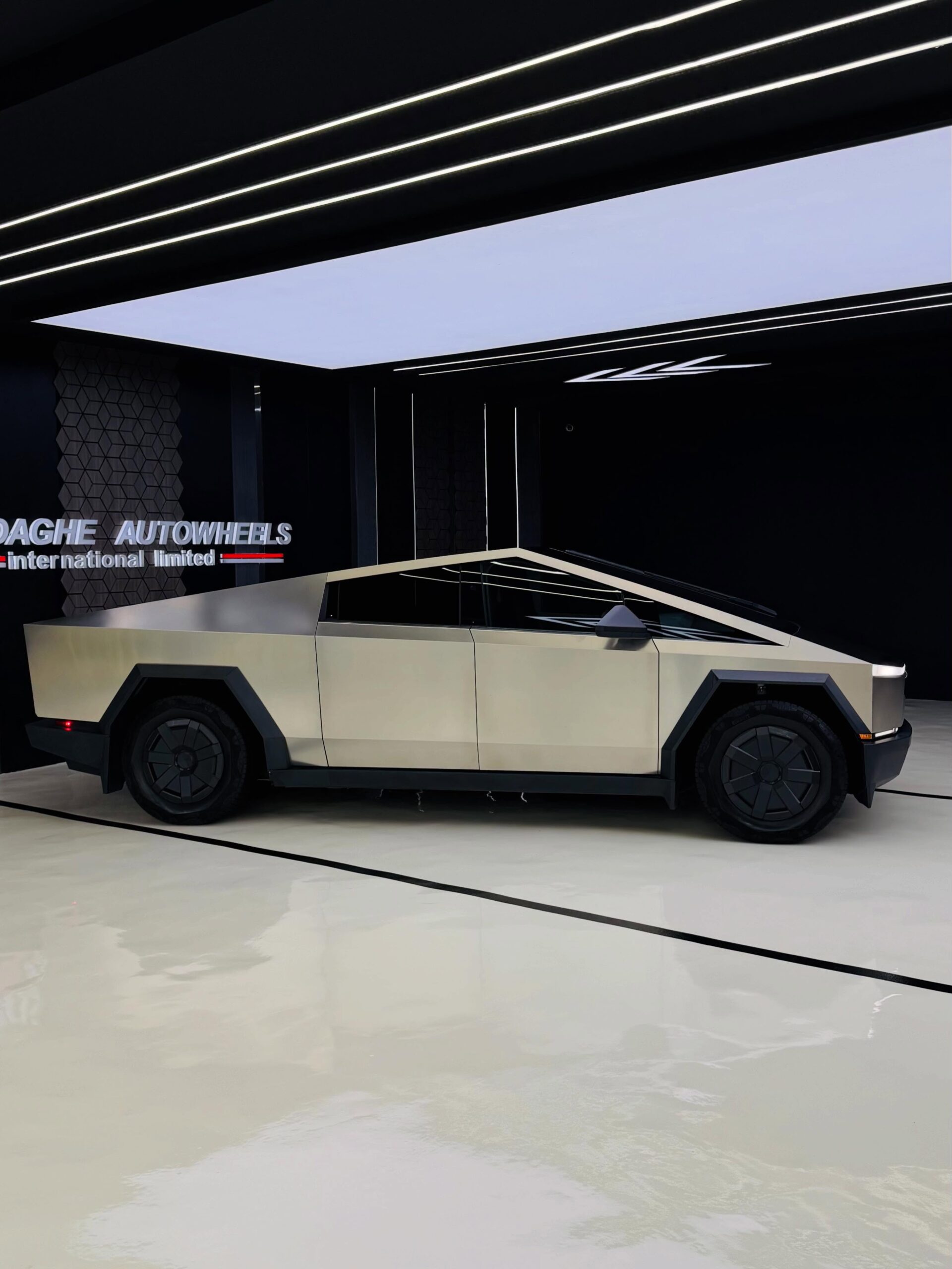 2024 Tesla Cyber Truck