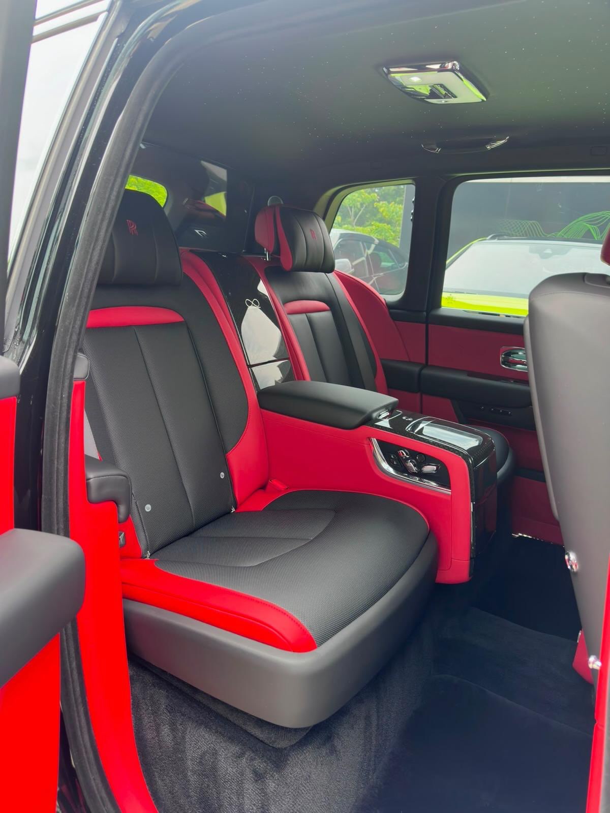 2026 Rolls-Royce Cullinan Black Badge Series II