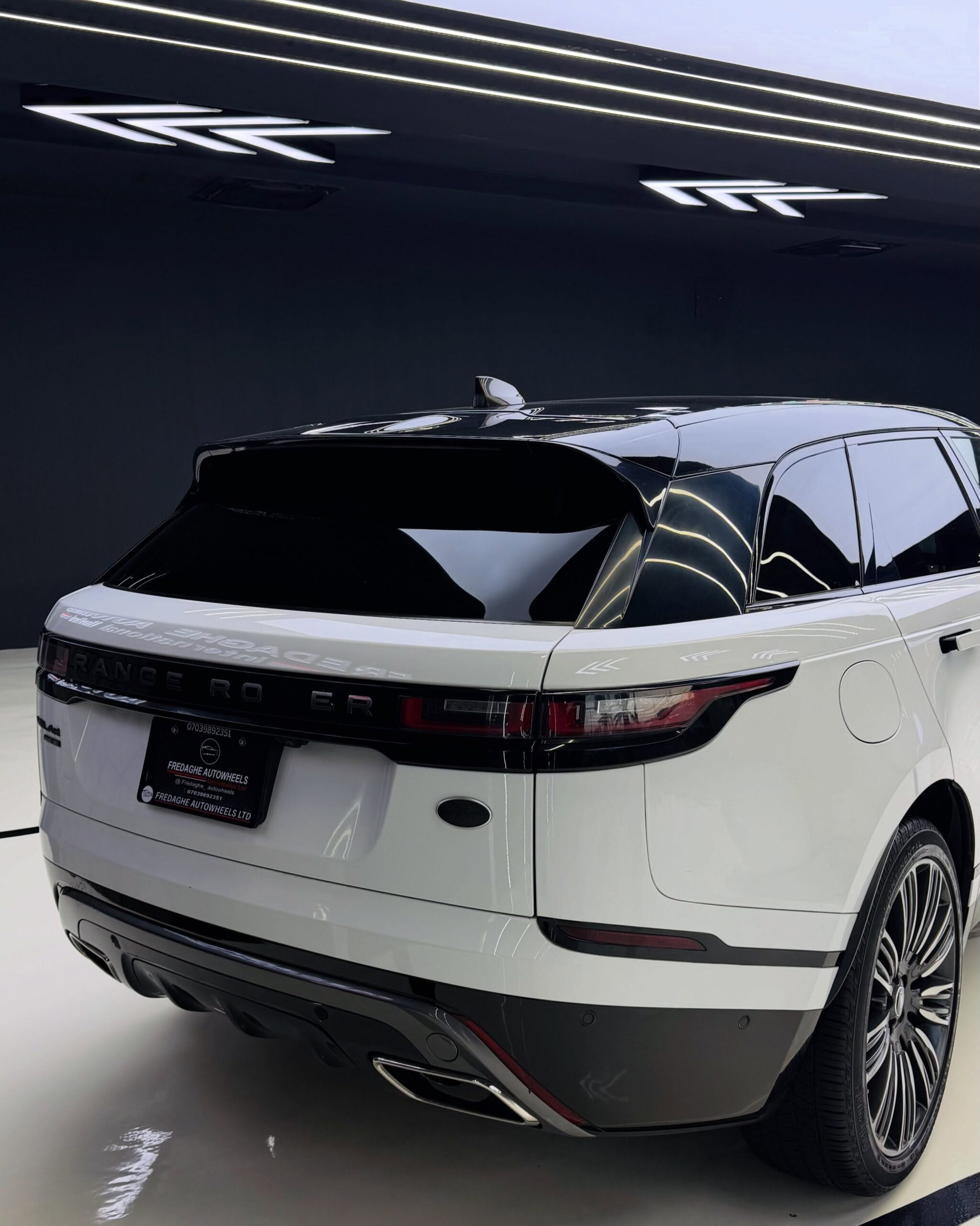 2018 Land Rover Range Rover Velar P380 R-Dynamic