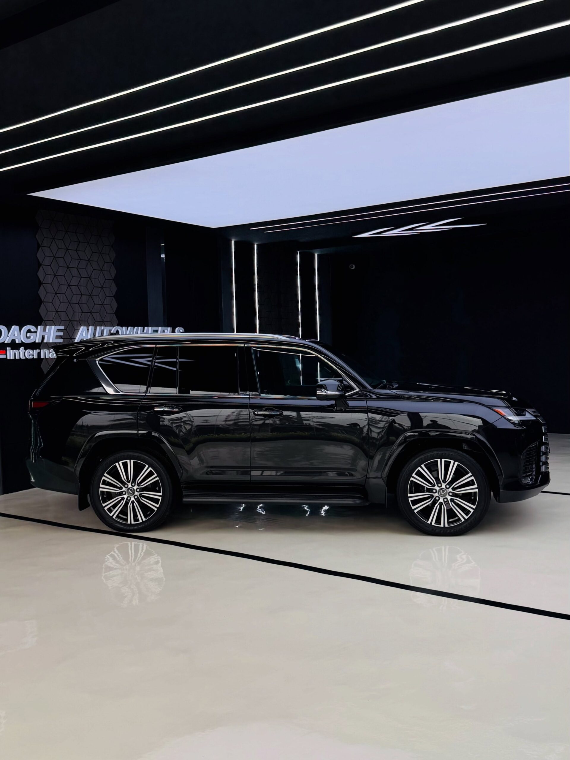 2023 Lexus LX 600 Premium