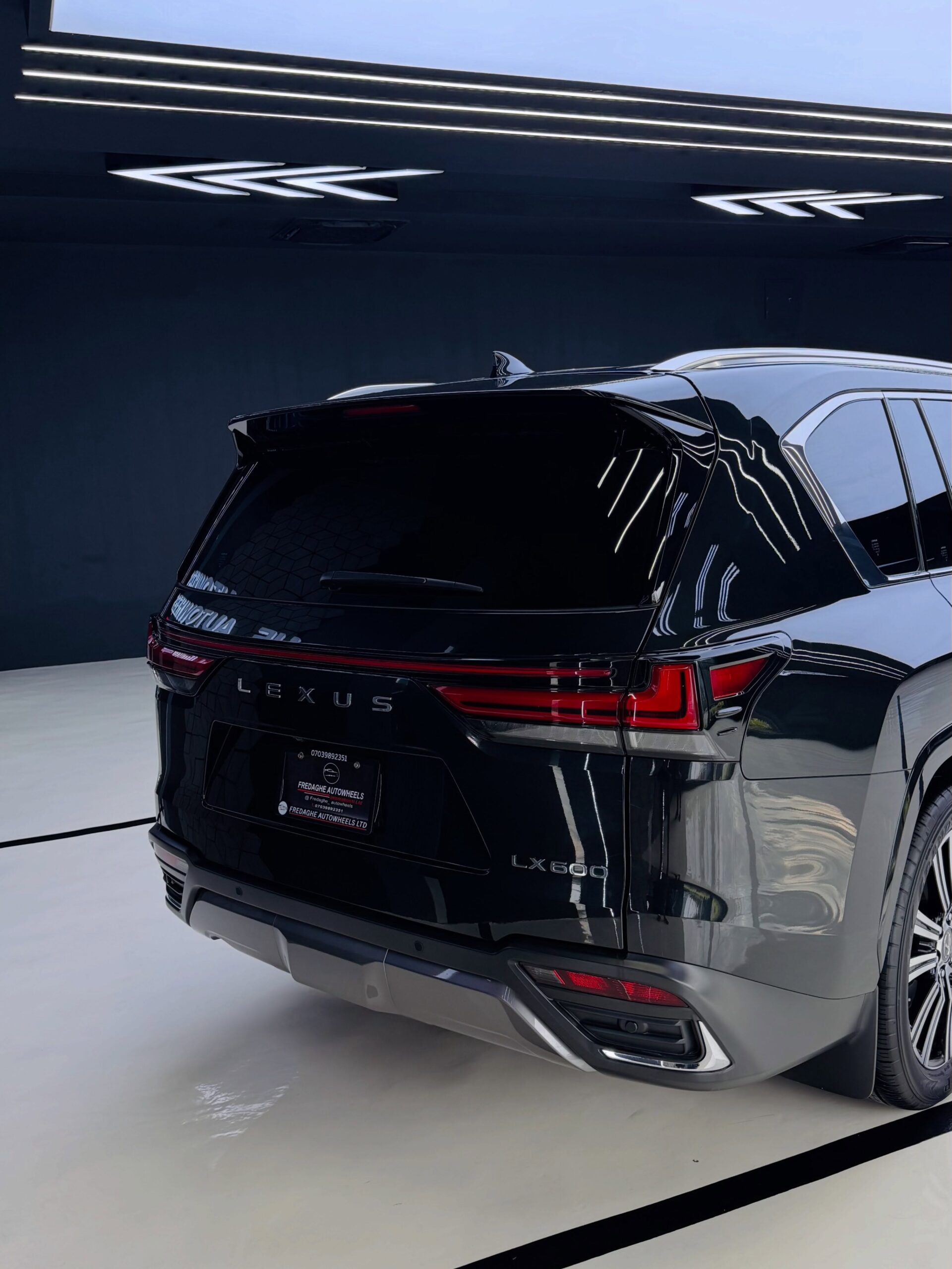 2023 Lexus LX 600 Premium