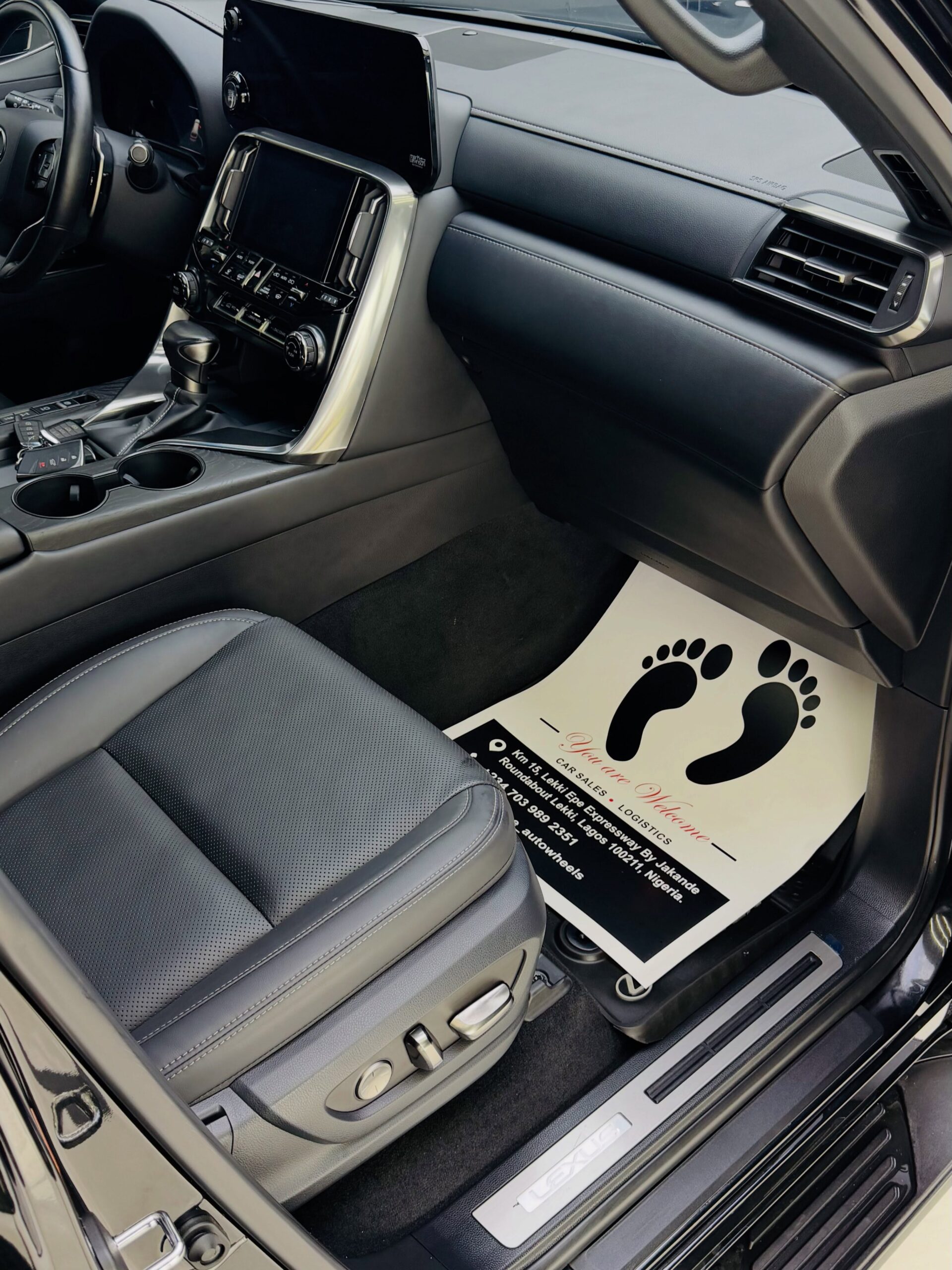 2023 Lexus LX 600 Premium