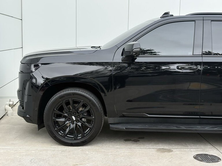 2022 Cadillac Escalade Sport