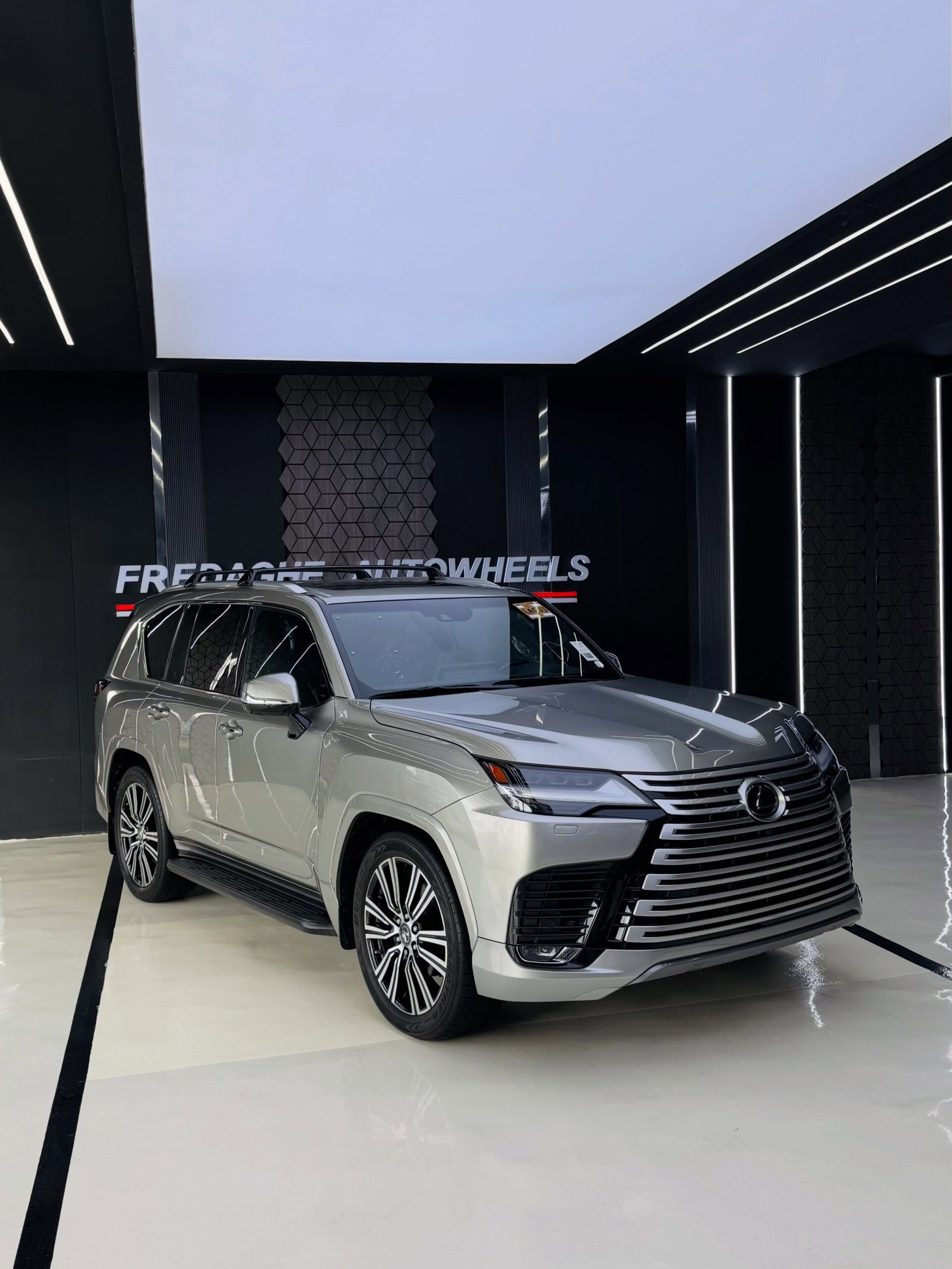 2023 Lexus LX 600 Luxury