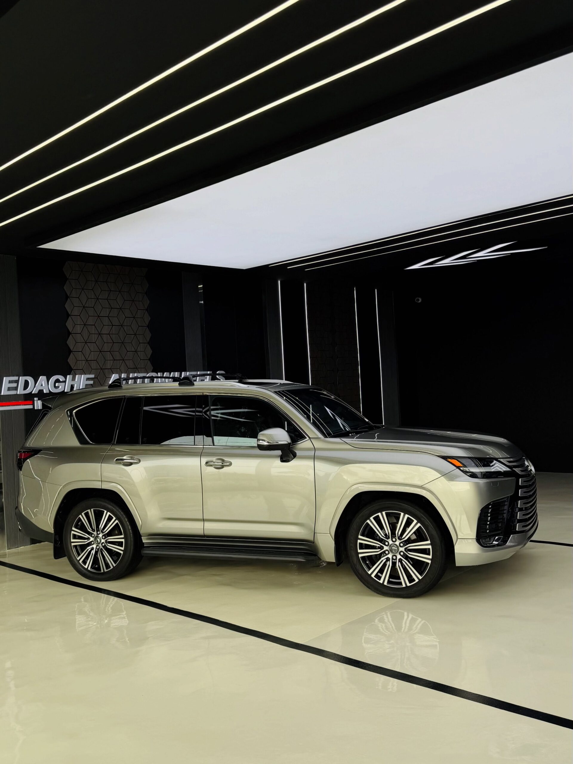 2023 Lexus LX 600 Luxury