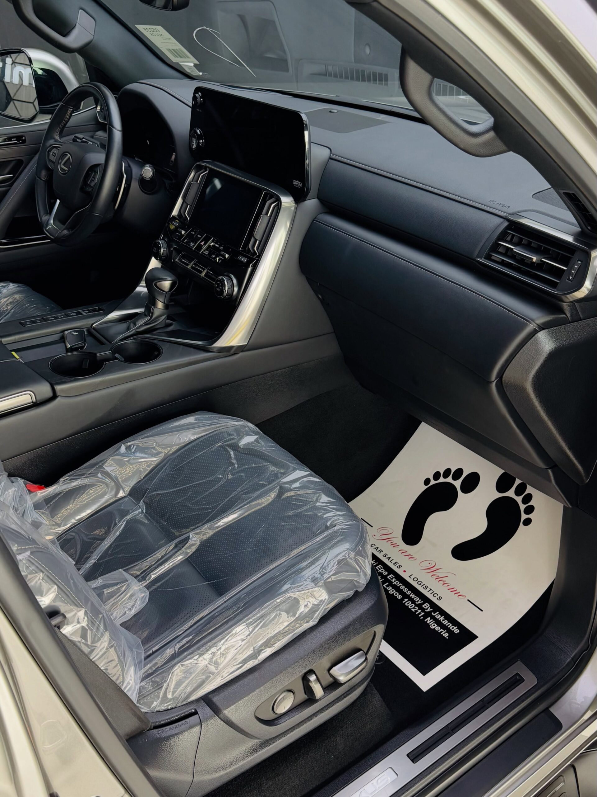 2023 Lexus LX 600 Luxury
