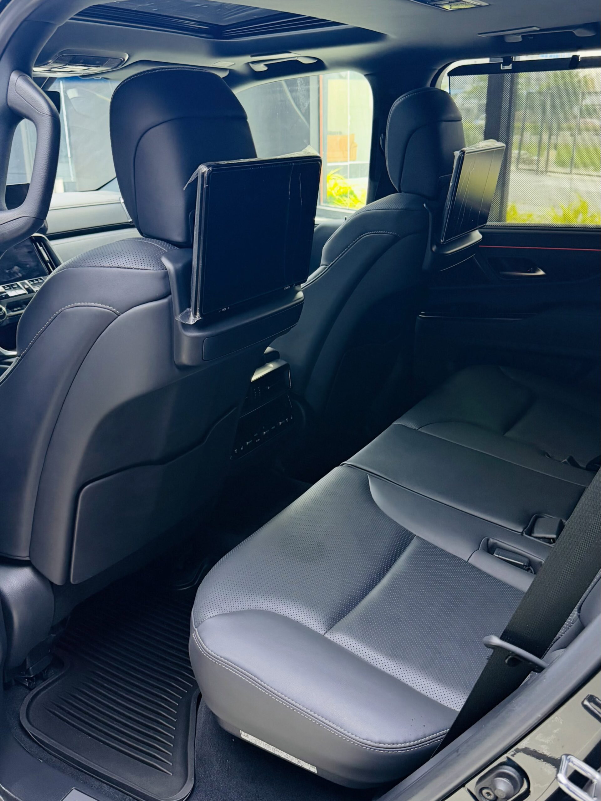 2023 Lexus LX 600 Ultra