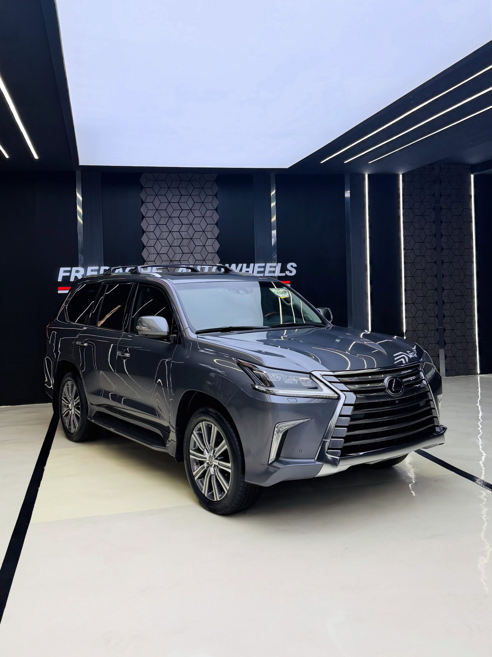 2017 Lexus LX 570