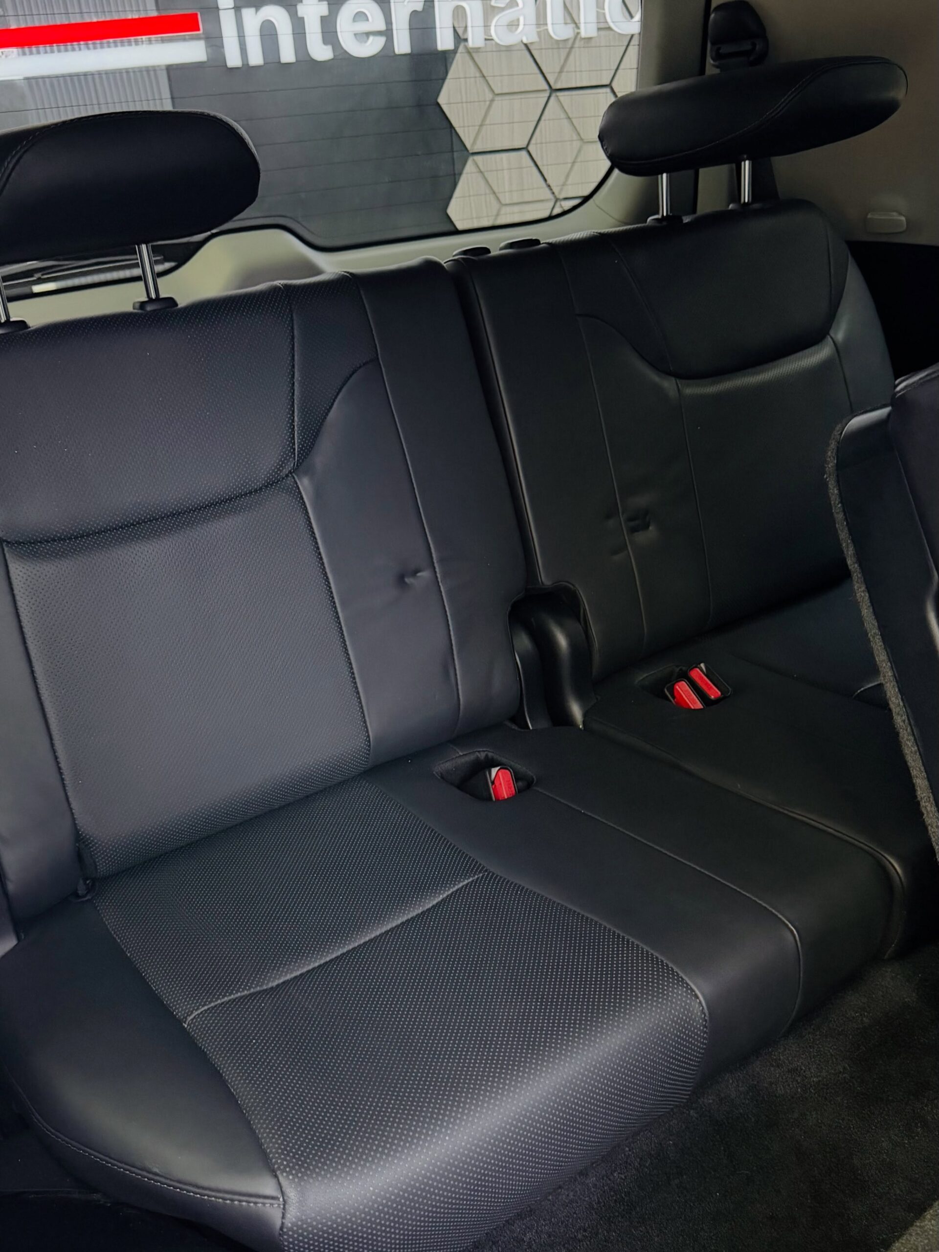 2017 Lexus LX 570