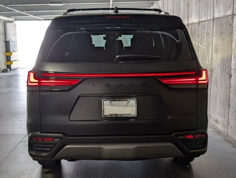2025 Lexus LX 600