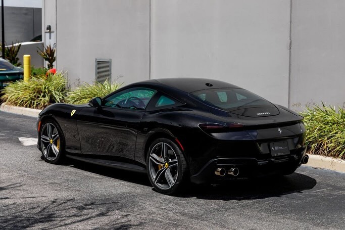 2022 Ferrari Roma