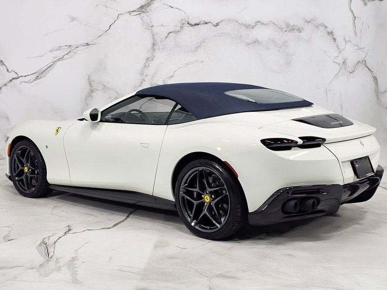 2025 Ferrari Roma Spider