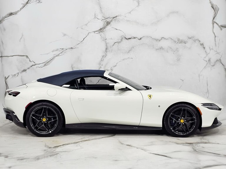 2025 Ferrari Roma Spider