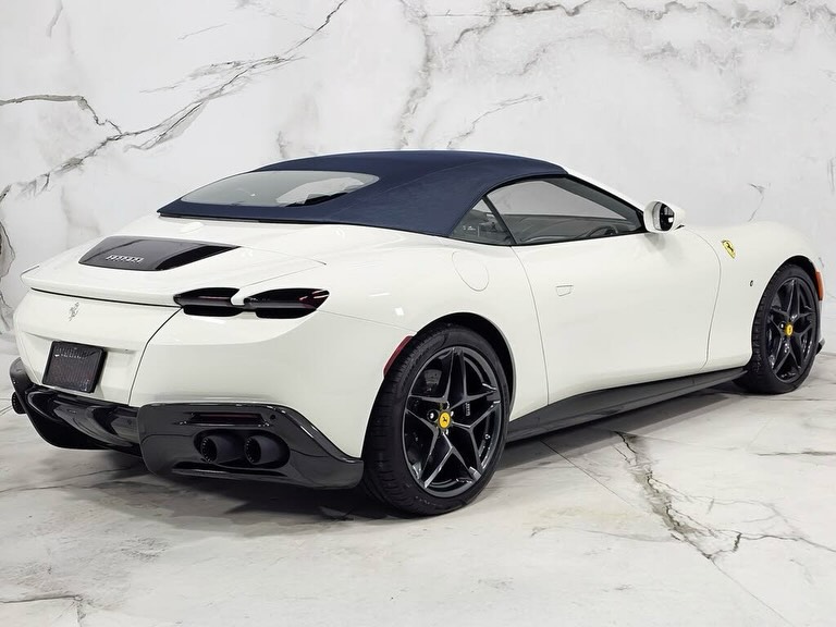 2025 Ferrari Roma Spider