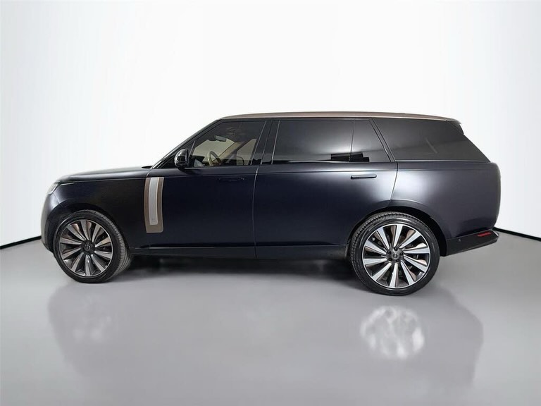 2023 Land Rover Range Rover P530 SV Long Wheelbase (LWB)