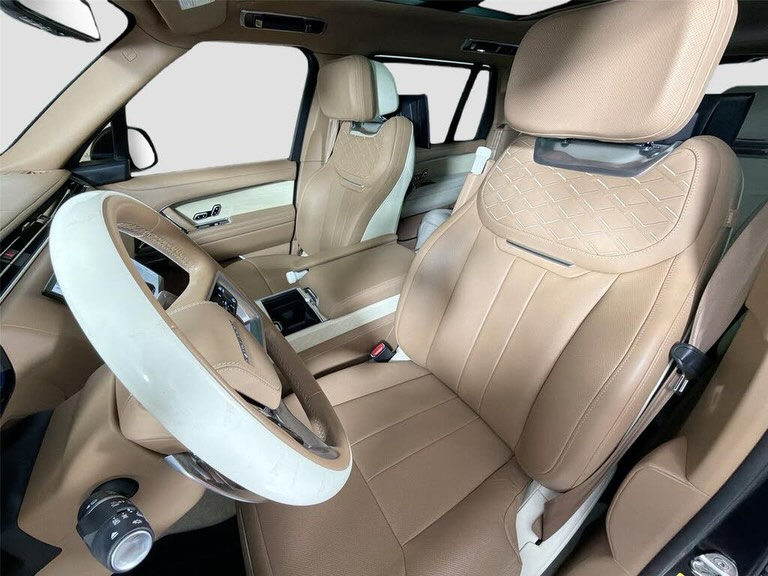 2023 Land Rover Range Rover P530 SV Long Wheelbase (LWB)