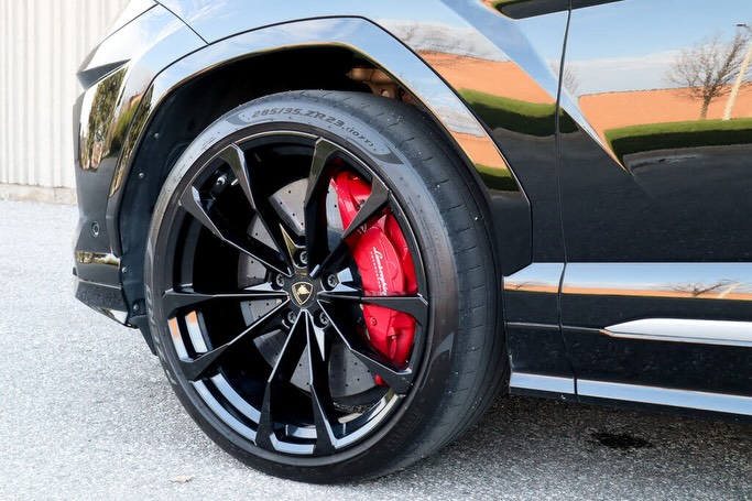2020 Lamborghini Urus