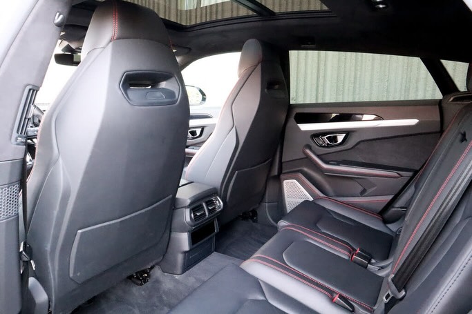 2020 Lamborghini Urus