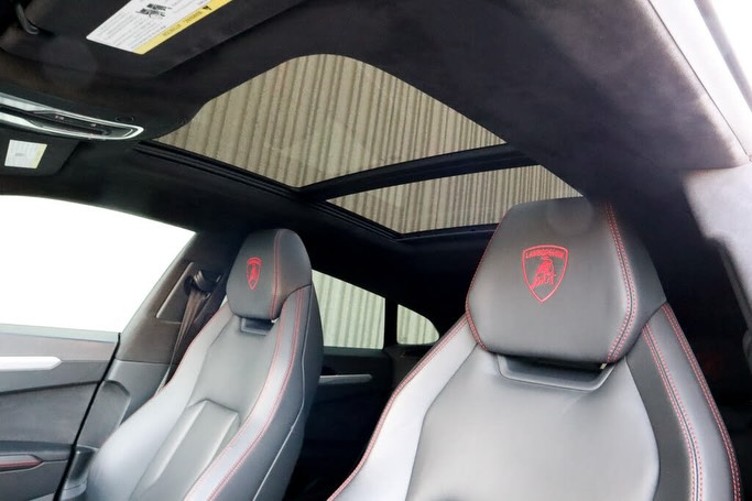 2020 Lamborghini Urus
