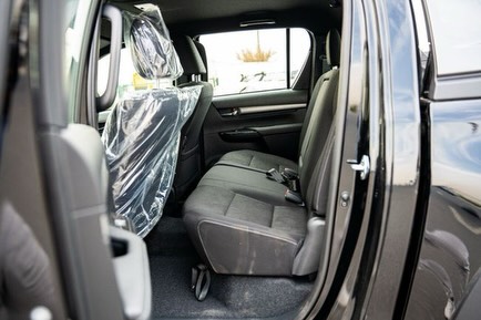 2026 Toyota Hilux Adventure V6