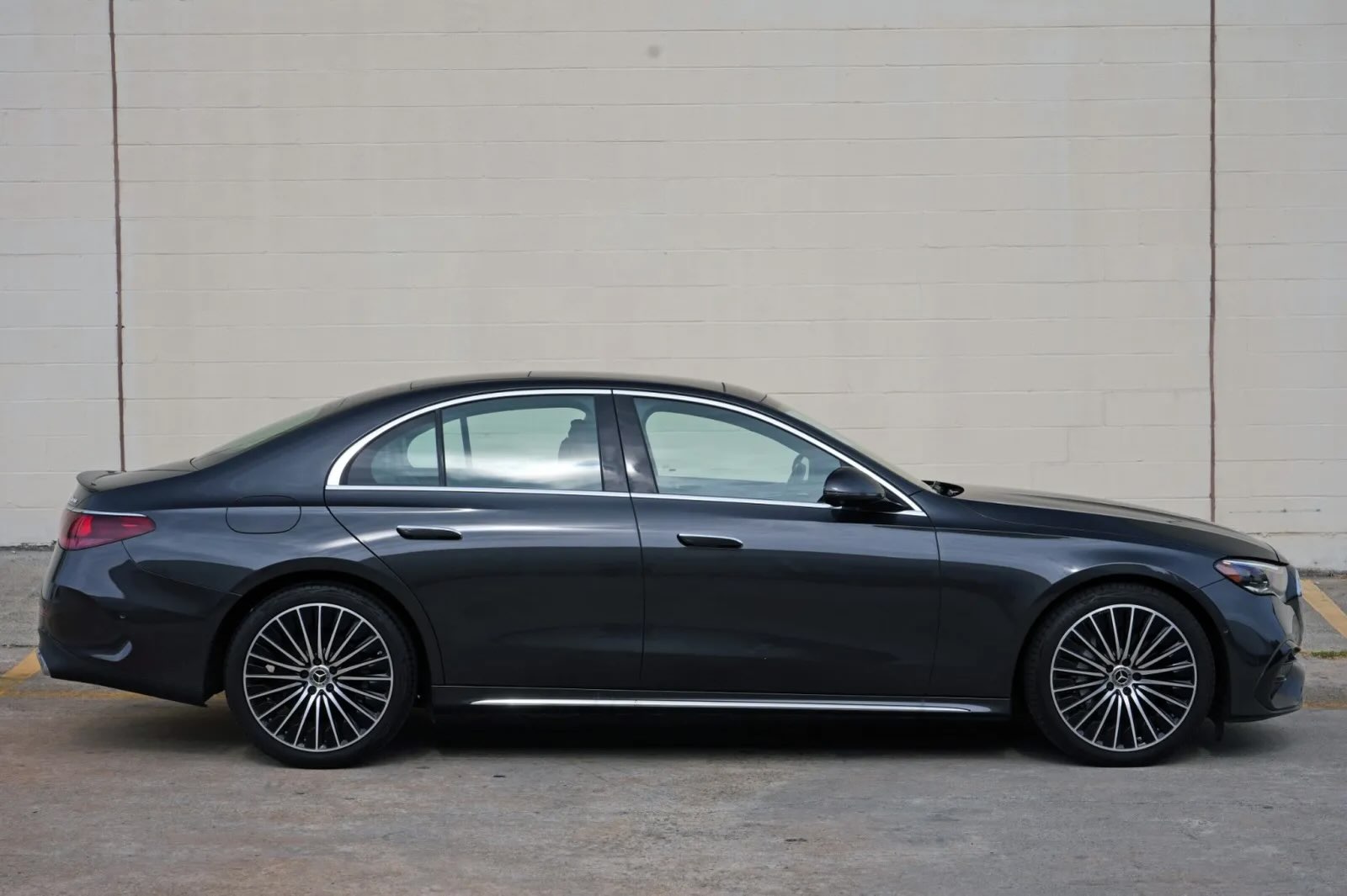 2025 Mercedes-Benz E350 4MATIC