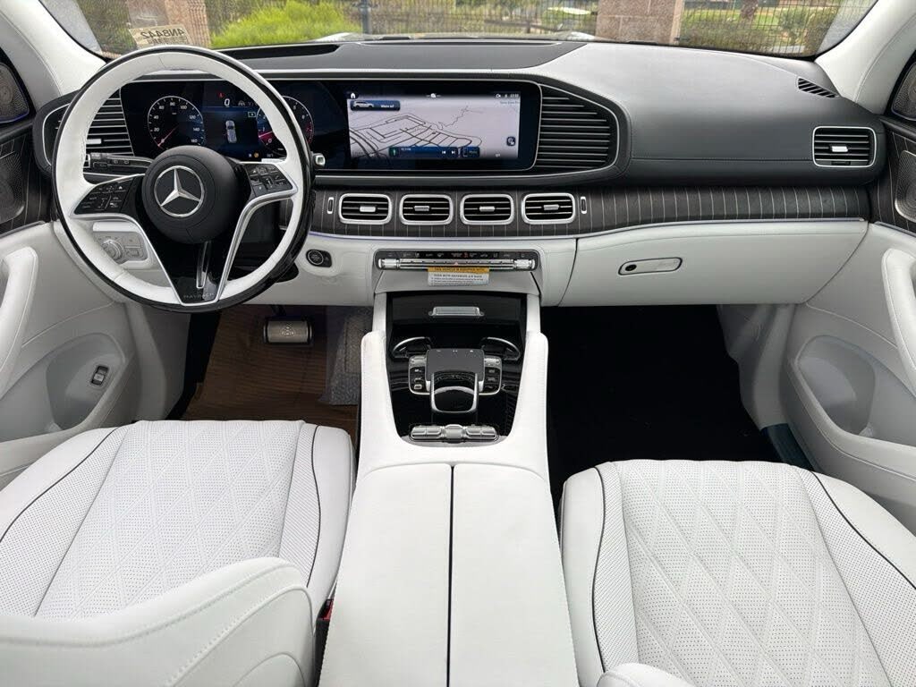 2026 Mercedes-Maybach GLS 600 Night Series