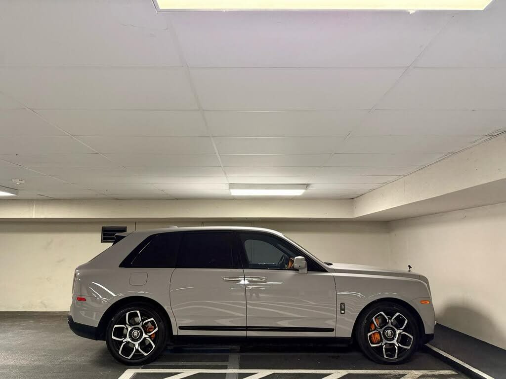 2022 Rolls-Royce Cullinan Black Badge