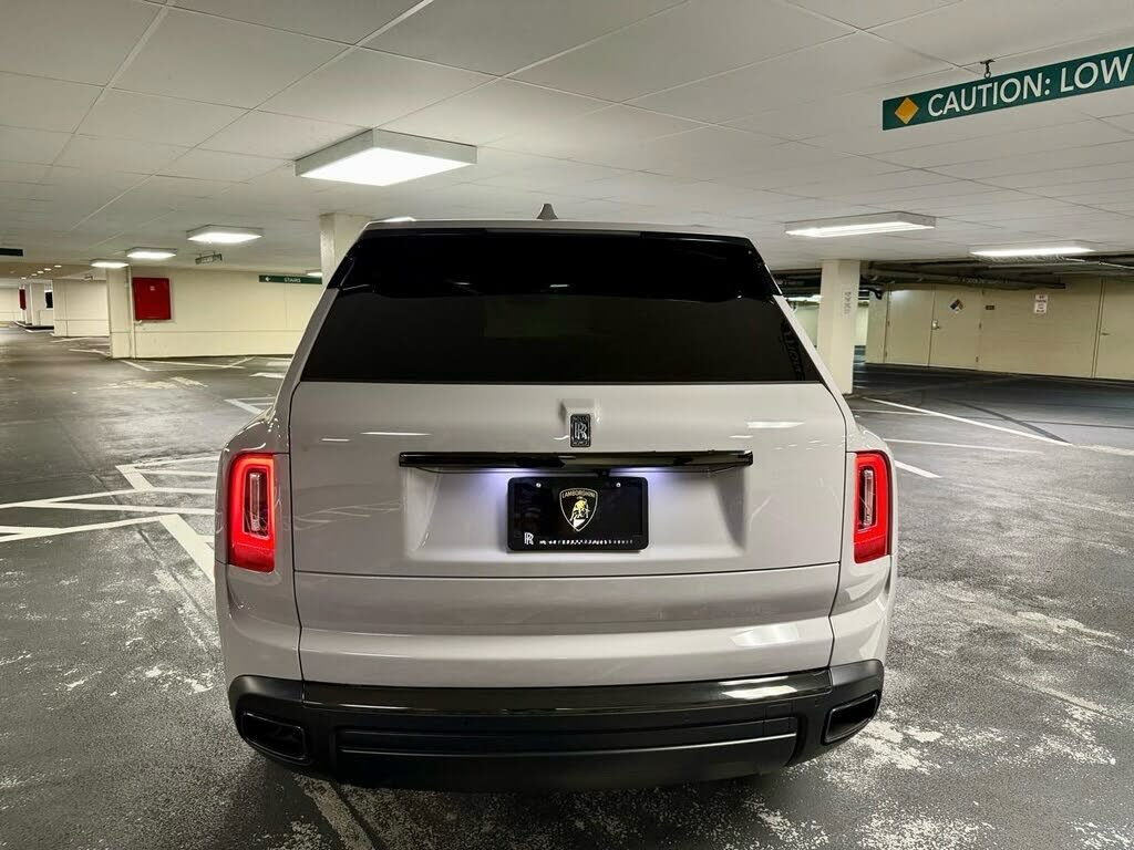 2022 Rolls-Royce Cullinan Black Badge