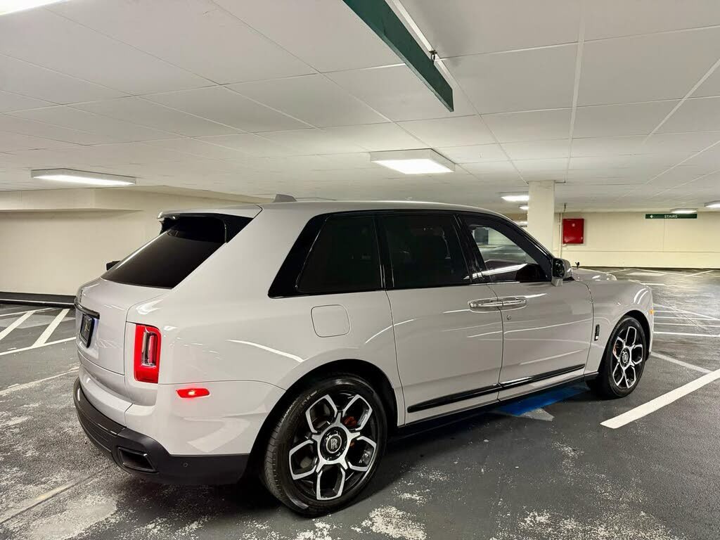 2022 Rolls-Royce Cullinan Black Badge