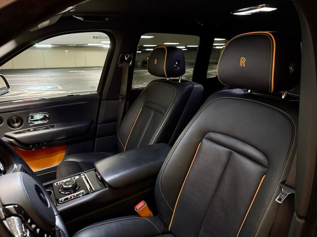 2022 Rolls-Royce Cullinan Black Badge